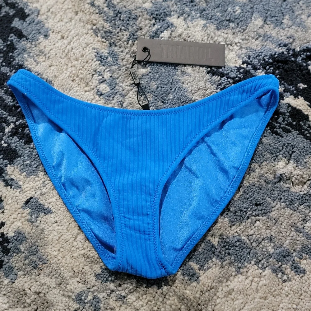 Arles rib normal coverage Bathing suit bottom